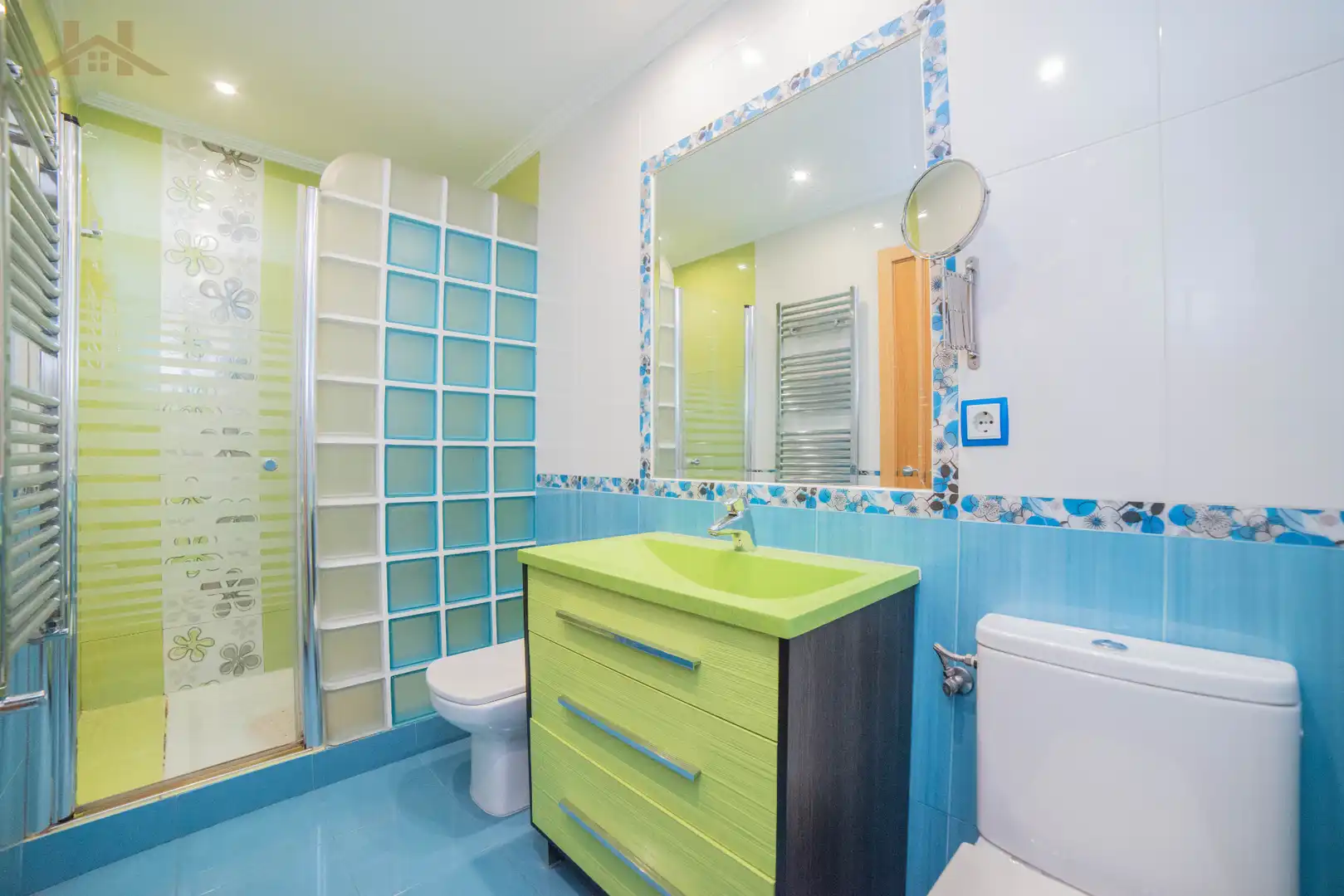 Bathroom of Flat for sale in Mejorada del Campo  with Heating, Parquet flooring and Terrace