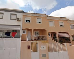 Vista exterior de Casa adosada en venda en Vélez-Málaga