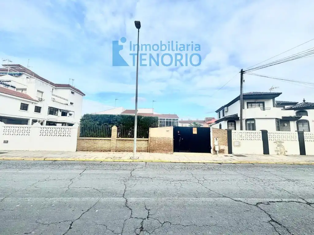 Vista exterior de Casa o xalet en venda en La Antilla amb Terrassa i Traster