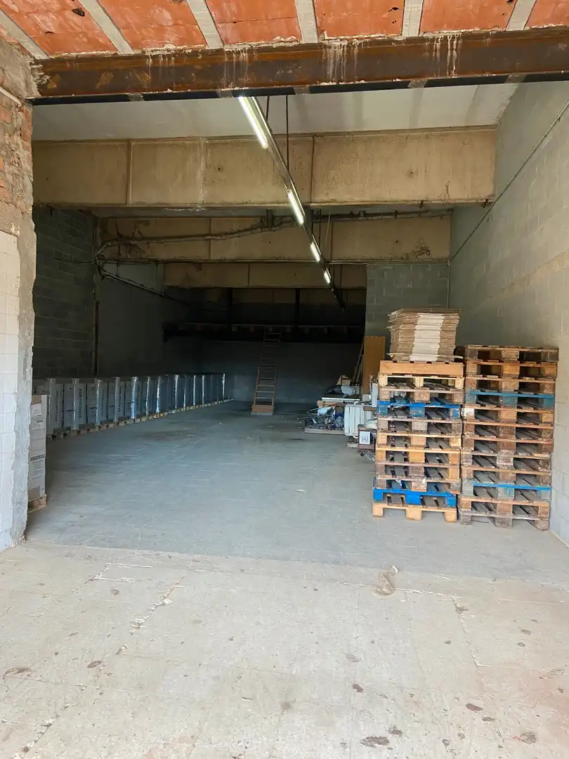 Fabrikhallen zur Miete in Viladrau