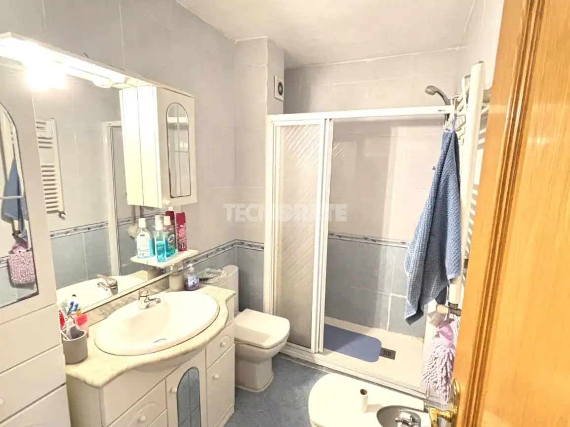 Baño de Piso en venta en Móstoles con Calefacción y Terraza