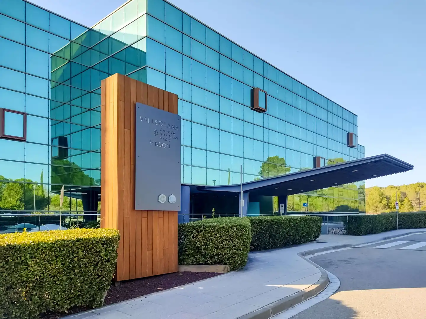 Vista exterior de Oficina de alquiler en Sant Cugat del Vallès con Aire acondicionado, Calefacción y Amueblado