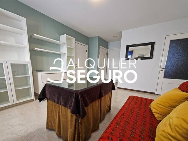 Piso en Alquiler en Grupo Los Principes  en Villegas