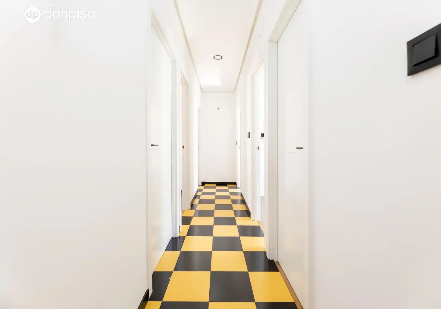 Flat for sale in Granada  with Balcony