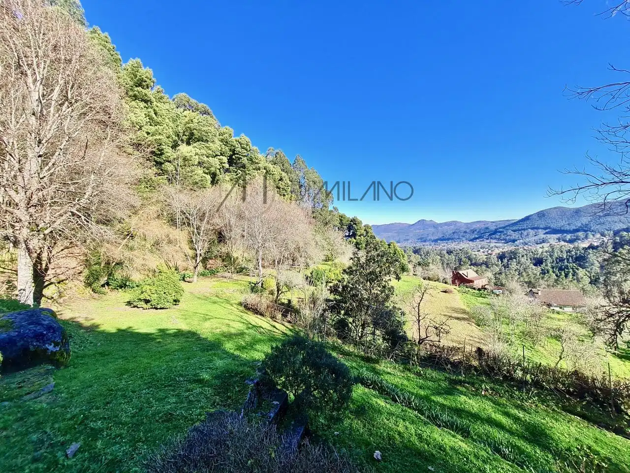 Country house zum Verkauf in Gondomar mit Heizung, Privatgarten und Terrasse
