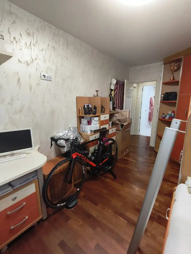 Flat for sale in Madrid  with Air Conditioner, Heating and Storage room
