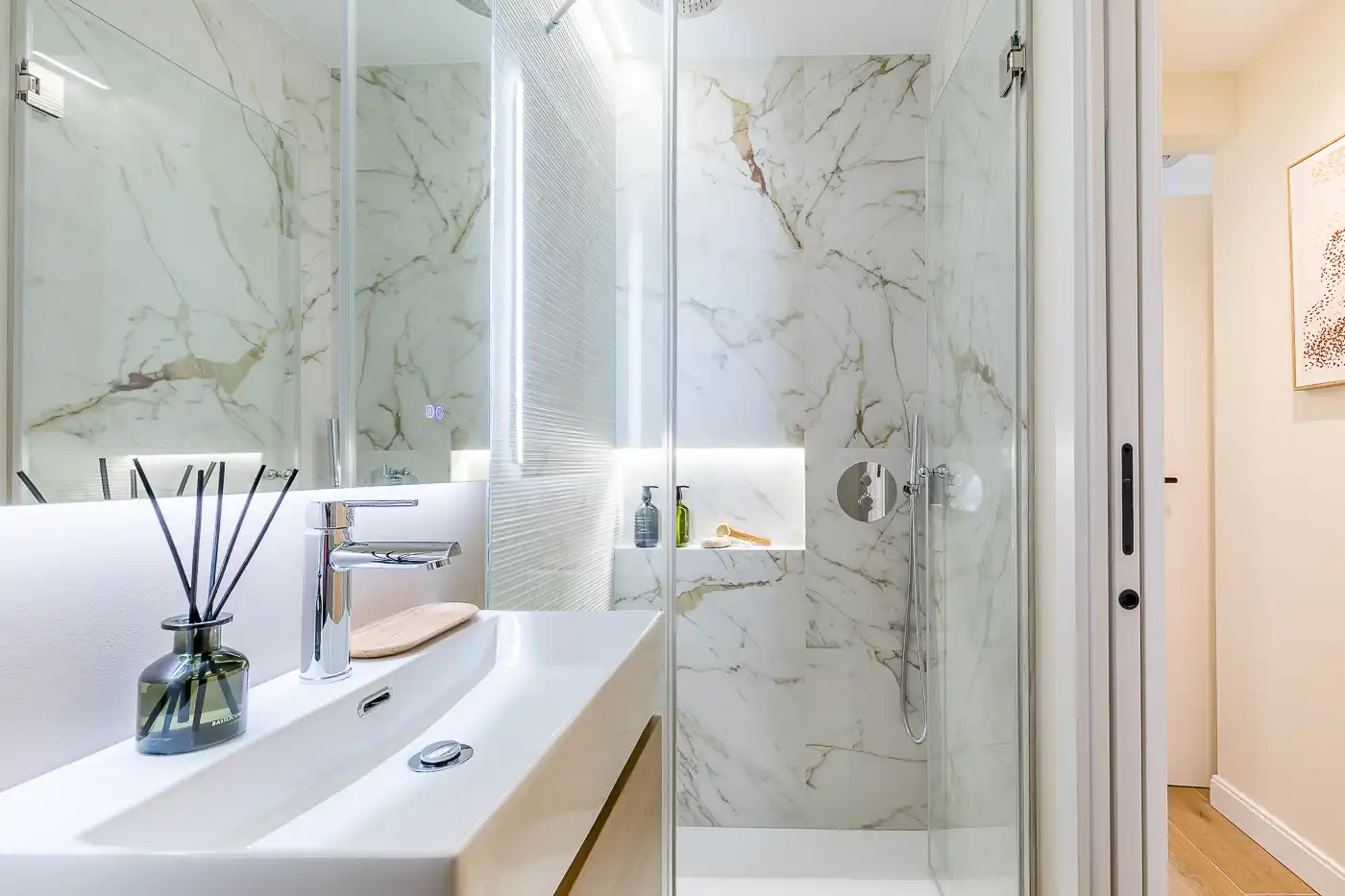 Baño de Estudio de alquiler en Madrid con Aire acondicionado, Calefacción y Amueblado