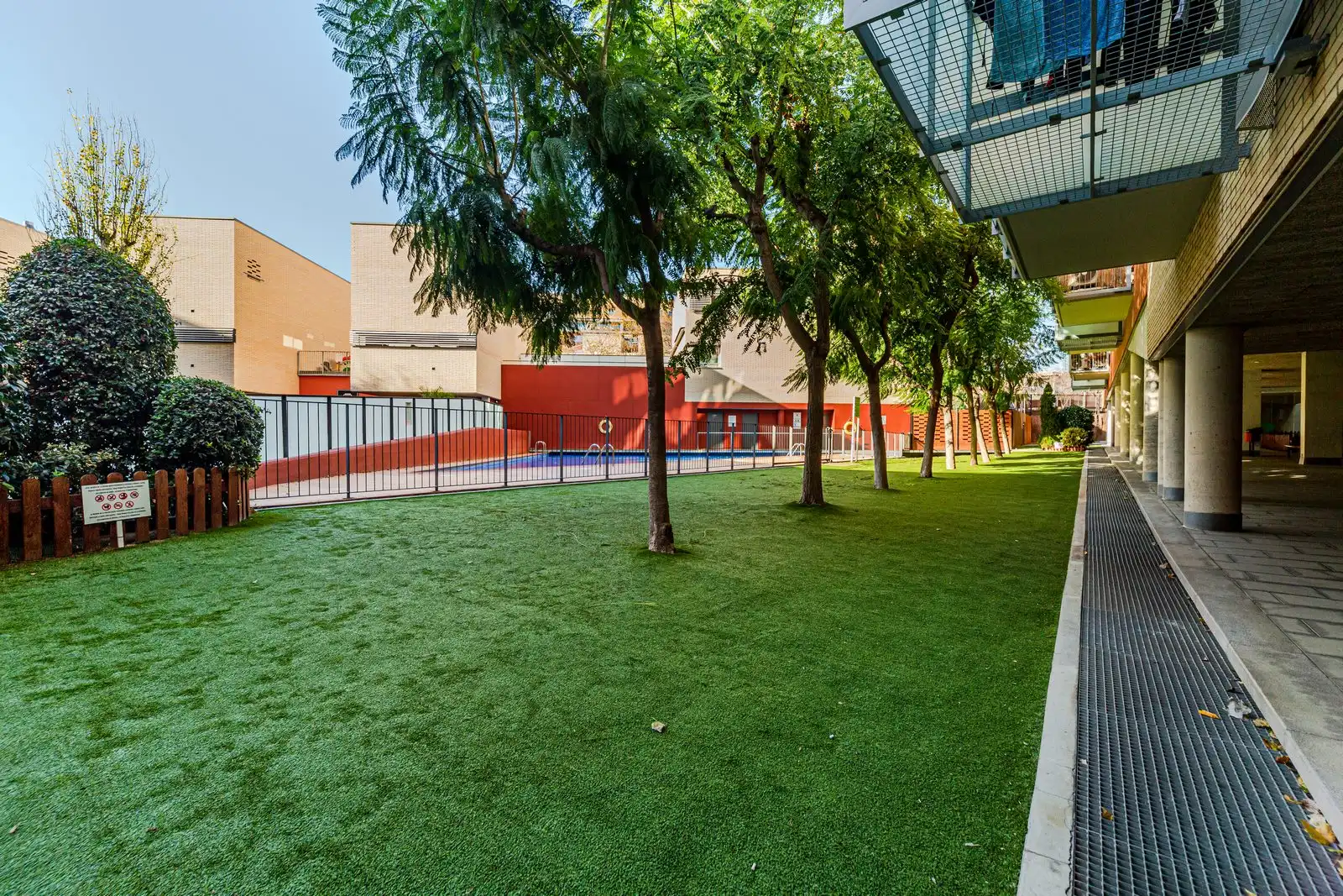 Appartamento con terrazza in vendita a Sant Andreu, imagen 2