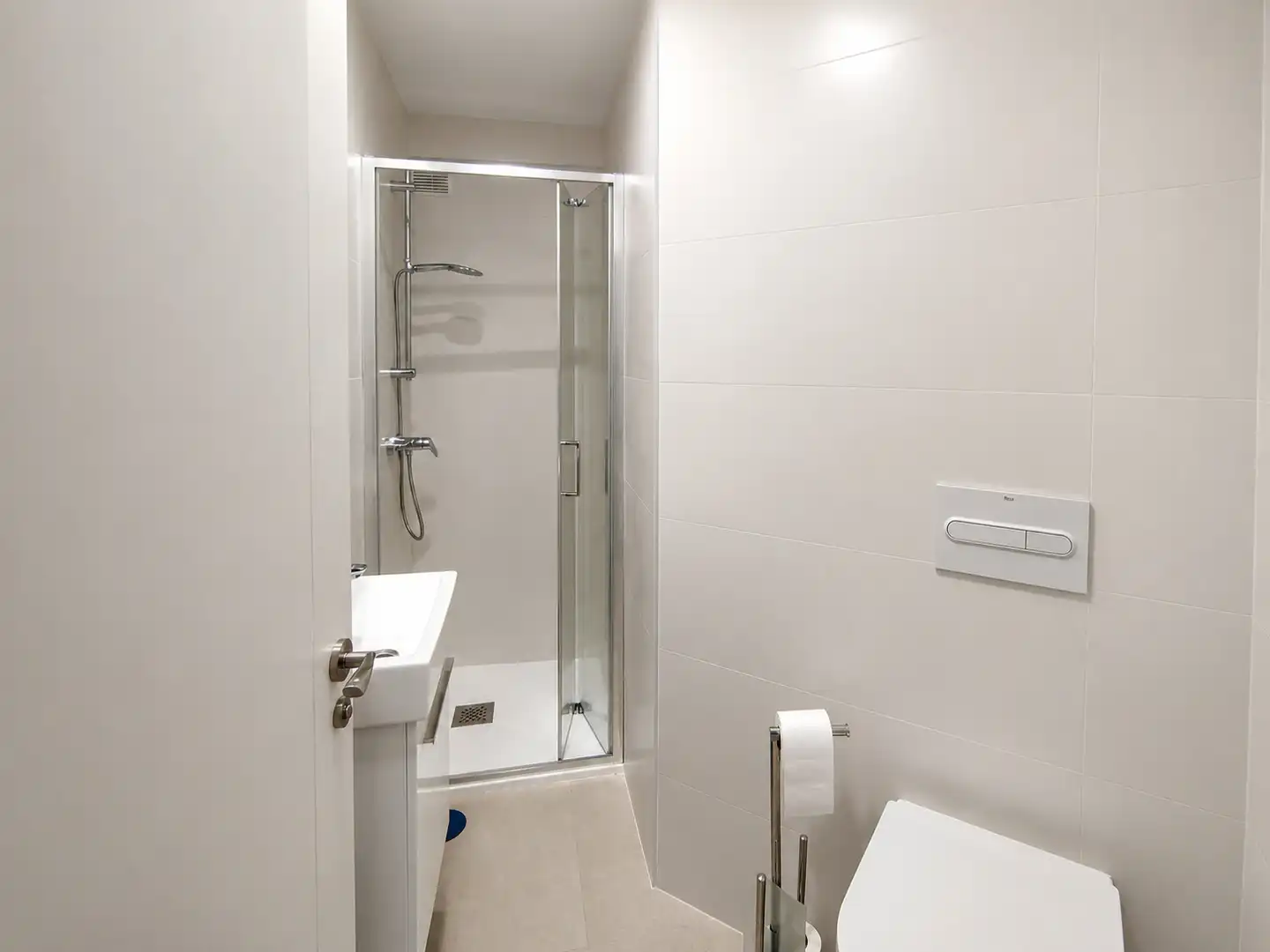 Bathroom of Flat for rent in Santander  with Heating, Terrace and Oven