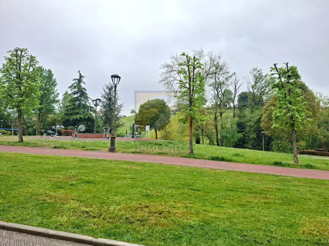 Wohnung zum Verkauf in Llanera mit Heizung und Abstellraum