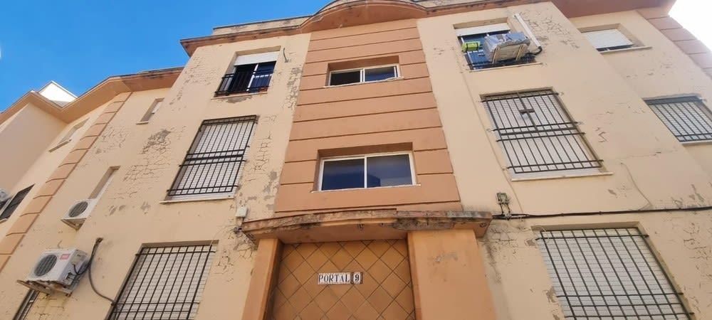 Exterior view of Flat for sale in Algeciras  with Balcony