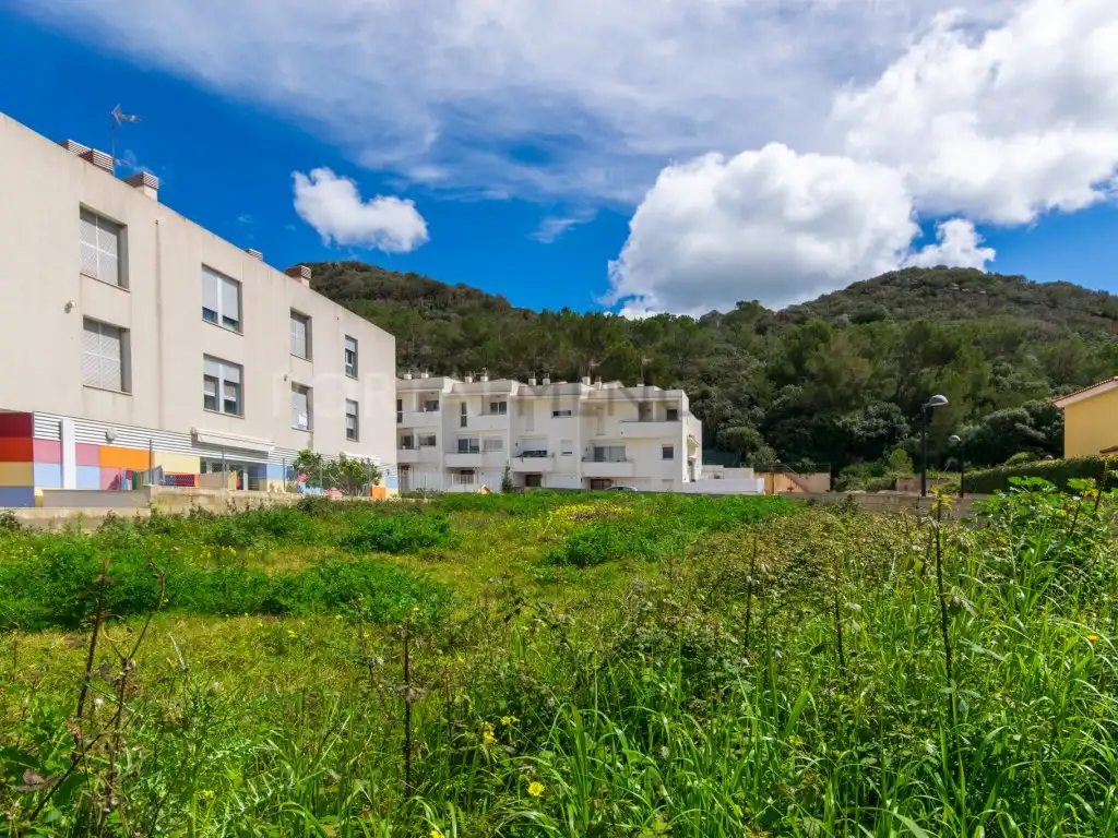 Terreny residencial en venda a Ferreries poble