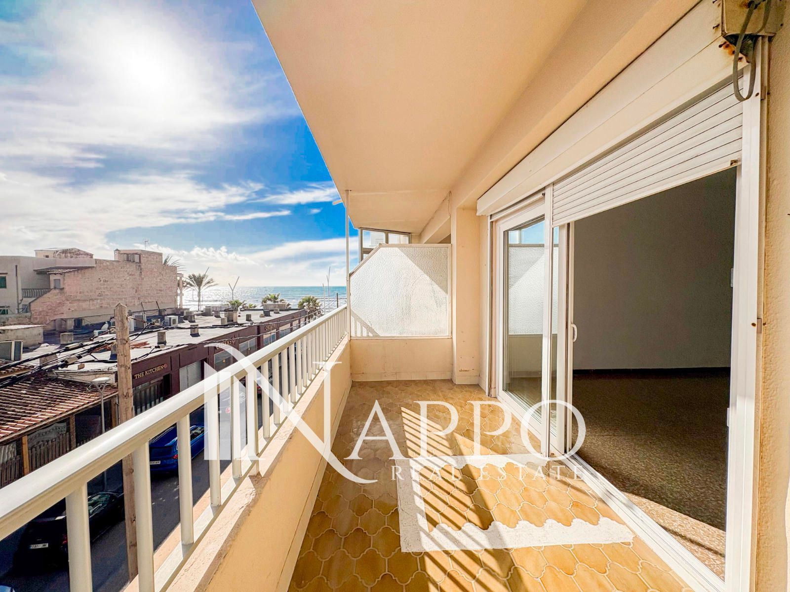 Exterior view of Flat for sale in  Palma de Mallorca  with Air Conditioner and Terrace
