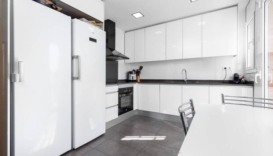 Foto 1 de Casa adosada en venda a De Dalt, 4, Palau-solità i Plegamans, Barcelona