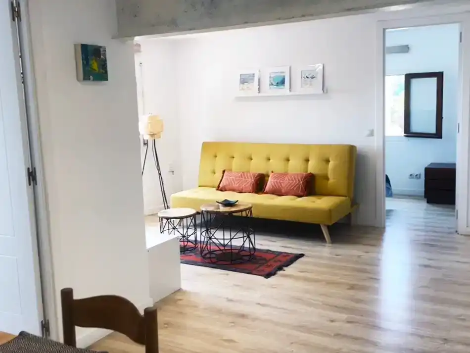 Wohnzimmer von Wohnung zur Miete in Sant Cebrià de Vallalta mit Klimaanlage und Möbliert