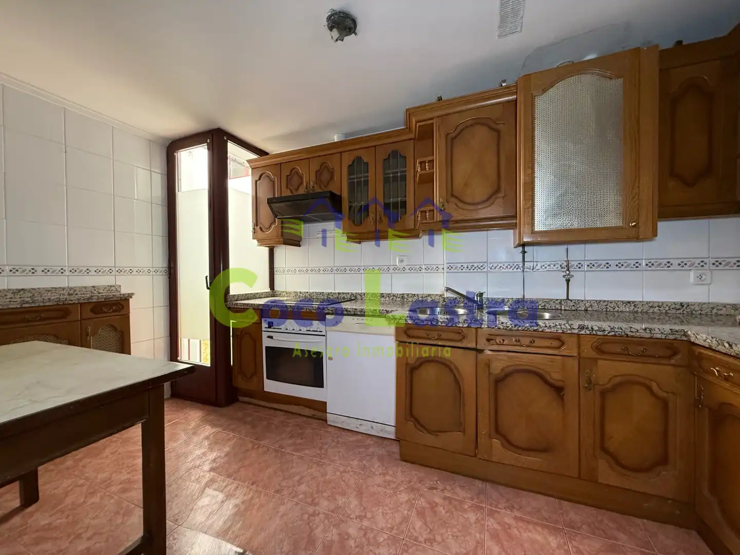 Cocina de Piso en venta en Salamanca con Calefacción, Parquet y Balcón