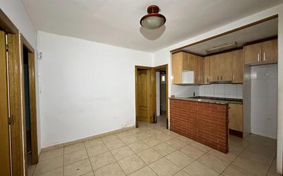 Kitchen of Flat for sale in L'Hospitalet de Llobregat