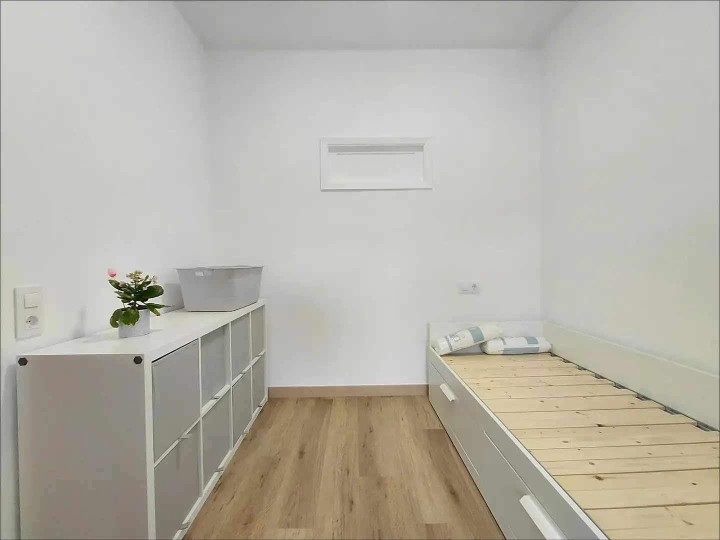 Dormitori de Casa o xalet en venda en Vilagarcía de Arousa amb Calefacció, Terrassa i Traster