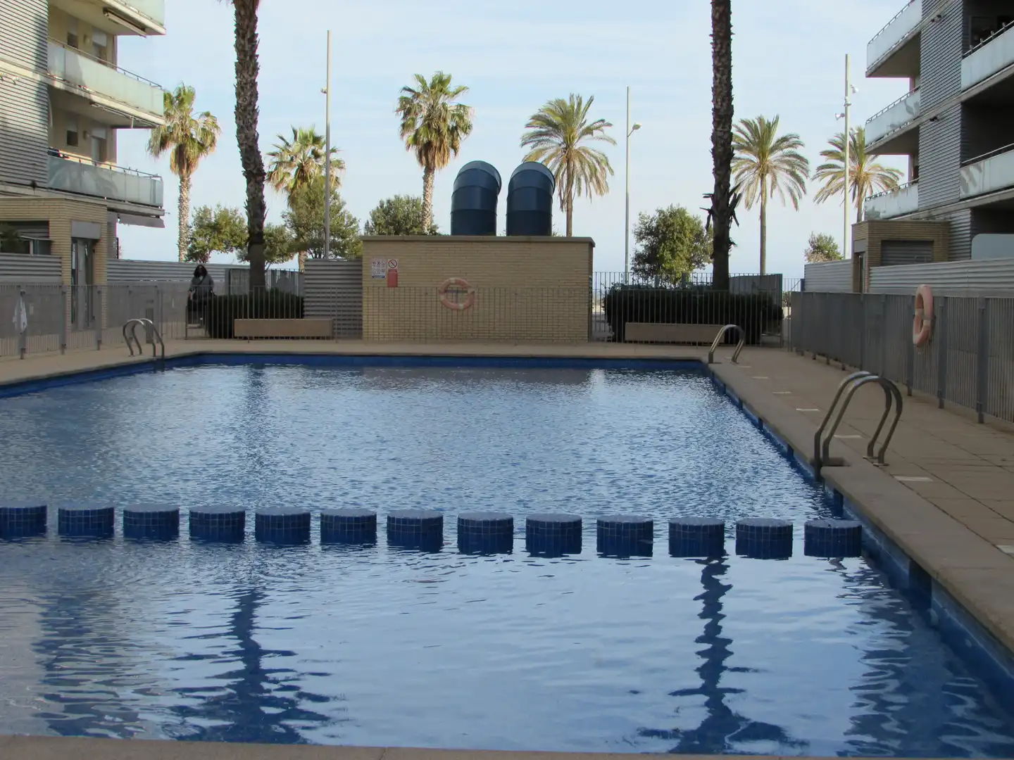 Piscina de Dúplex en venda en Badalona amb Aire condicionat, Calefacció i Parquet