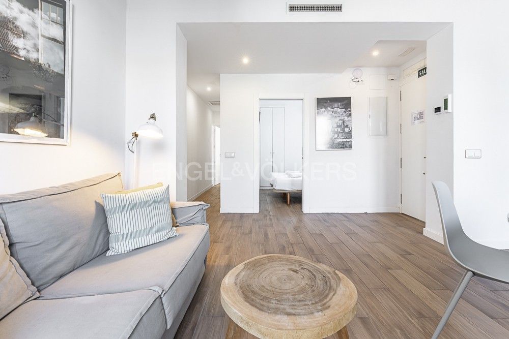 Sala de estar de Apartamento de alquiler en  Madrid Capital con Aire acondicionado, Calefacción y Terraza