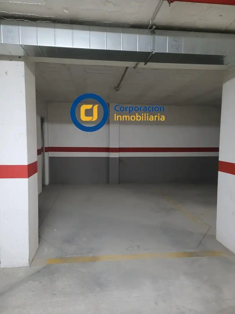 Aparcament de Pis en venda en Lorca amb Aire condicionat
