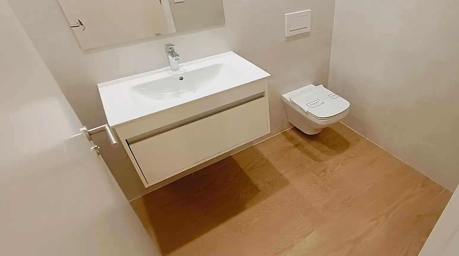 Piso de alquiler en Pamplona-Iruña - PLAZA SALESIANOS, 1º Ensanche