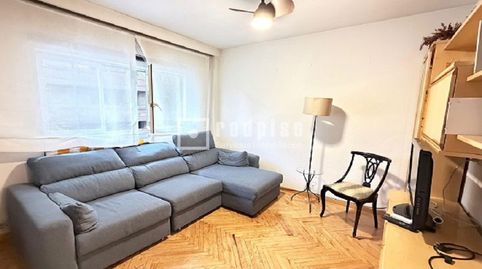 Foto 4 de Piso de alquiler en De la Infanta María Teresa, Hispanoamérica - Bernabéu, Madrid Capital