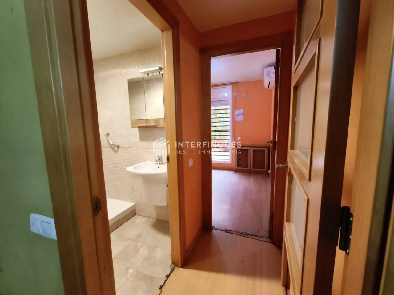 Habitación de Dúplex en venta en Badalona con Calefacción, Parquet y Terraza