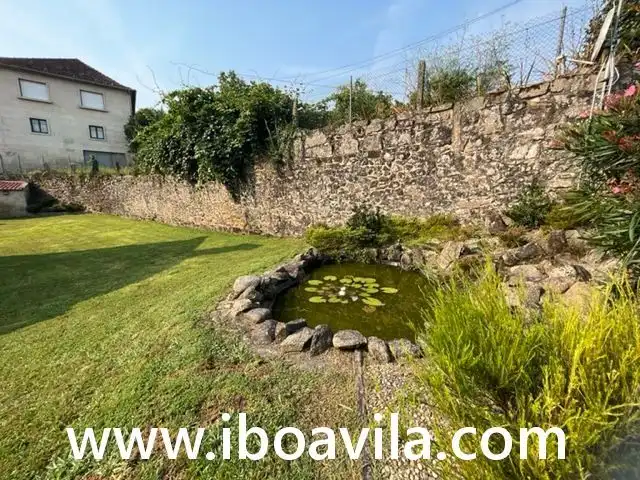 Jardí de Casa o xalet en venda en Pontevedra Capital  amb Jardí privat, Terrassa i Traster