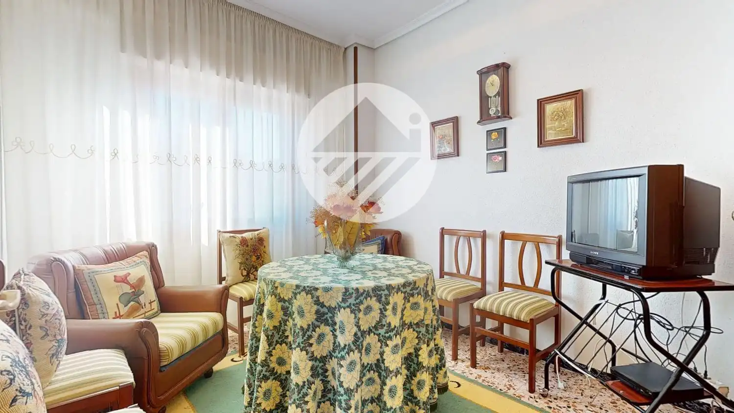 Sala d'estar de Pis en venda en Caravaca de la Cruz amb Aire condicionat i Terrassa