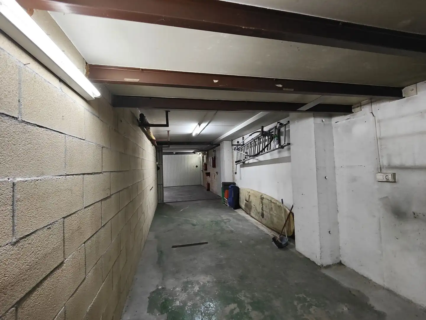 Garage zum Verkauf in Lasarte-Oria