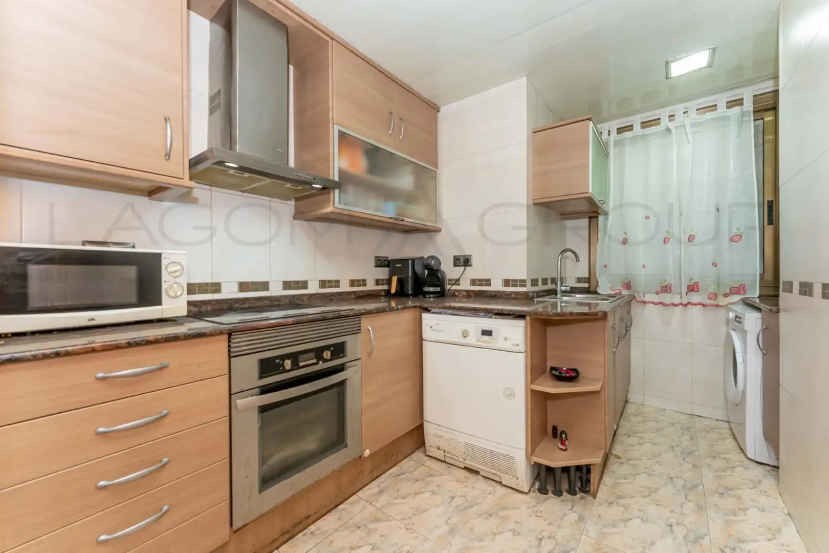 Cocina de Piso en venta en Viladecans con Calefacción