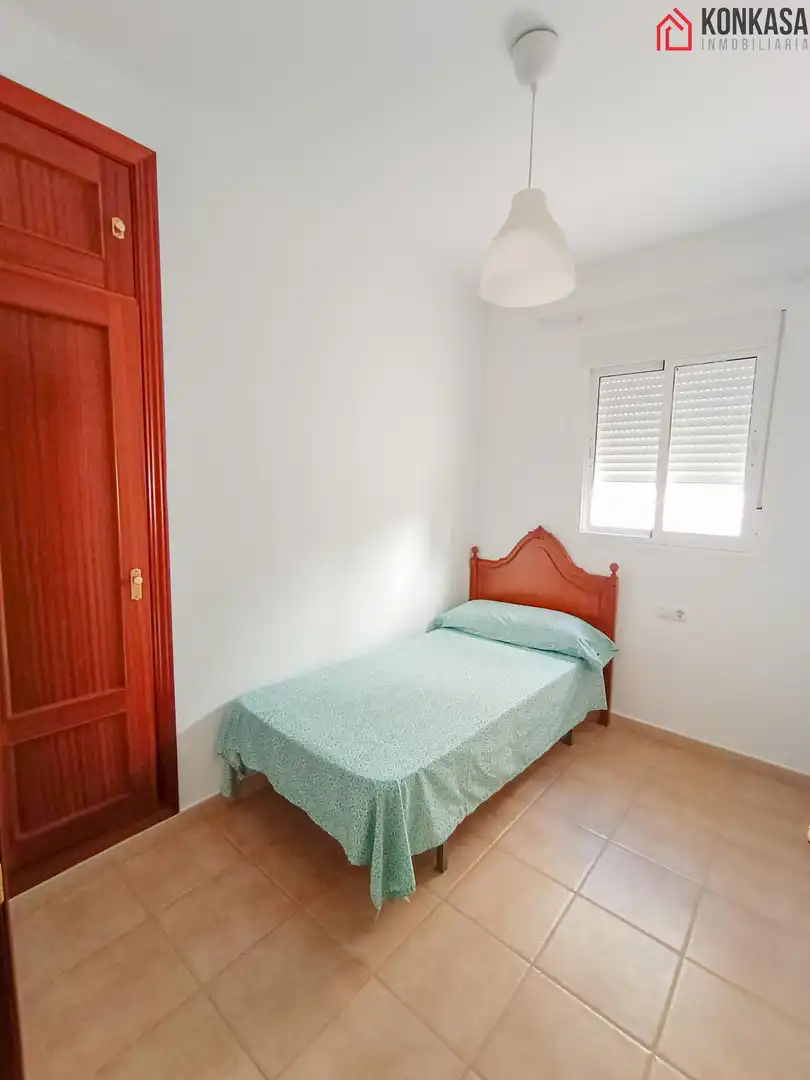 Flat with terrace for sale in Algar, imagen 6