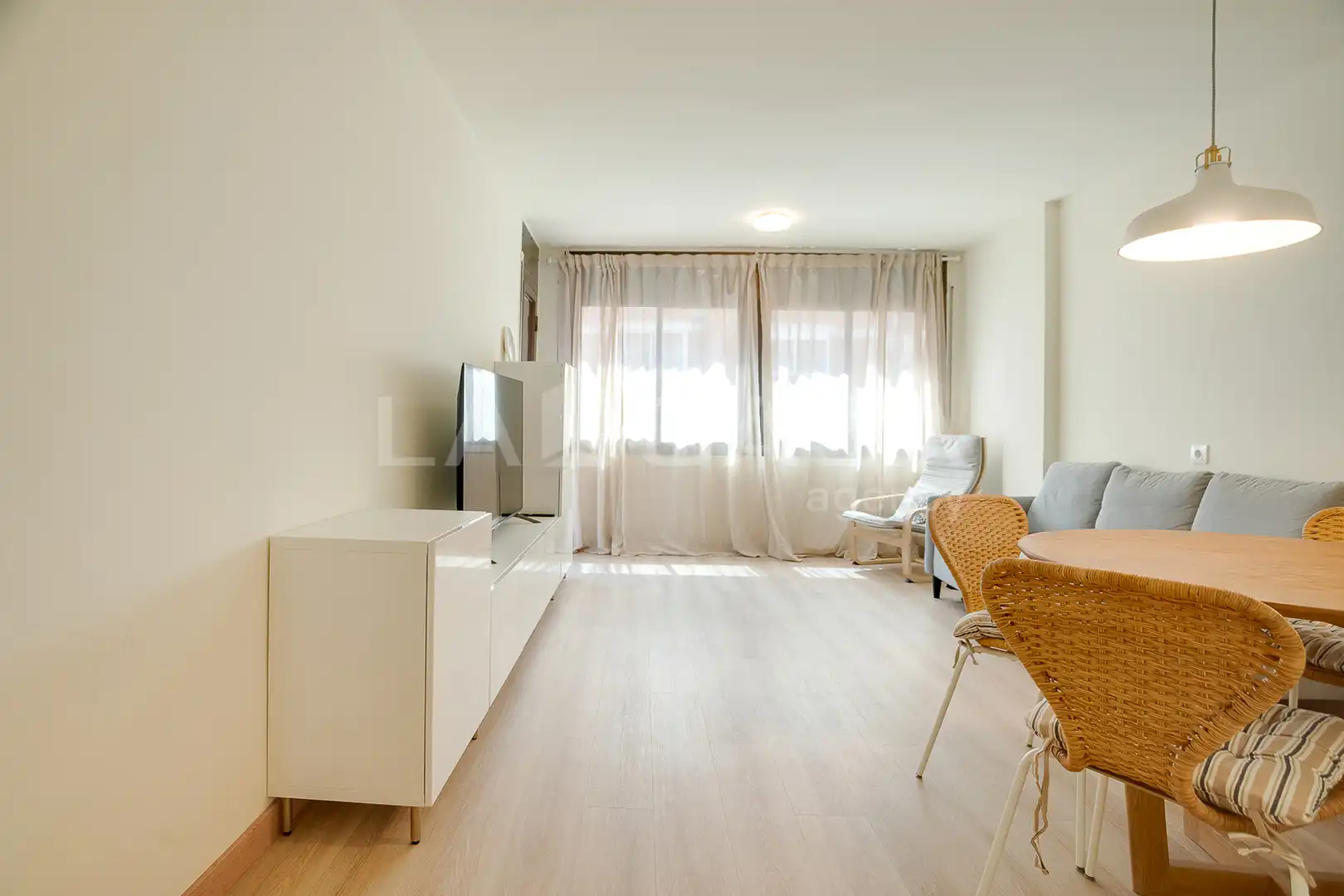 Sala de estar de Piso en venta en Barcelona con Calefacción y Balcón