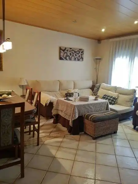 Sala d'estar de Casa o xalet de lloguer en Palamós amb Aire condicionat i Terrassa