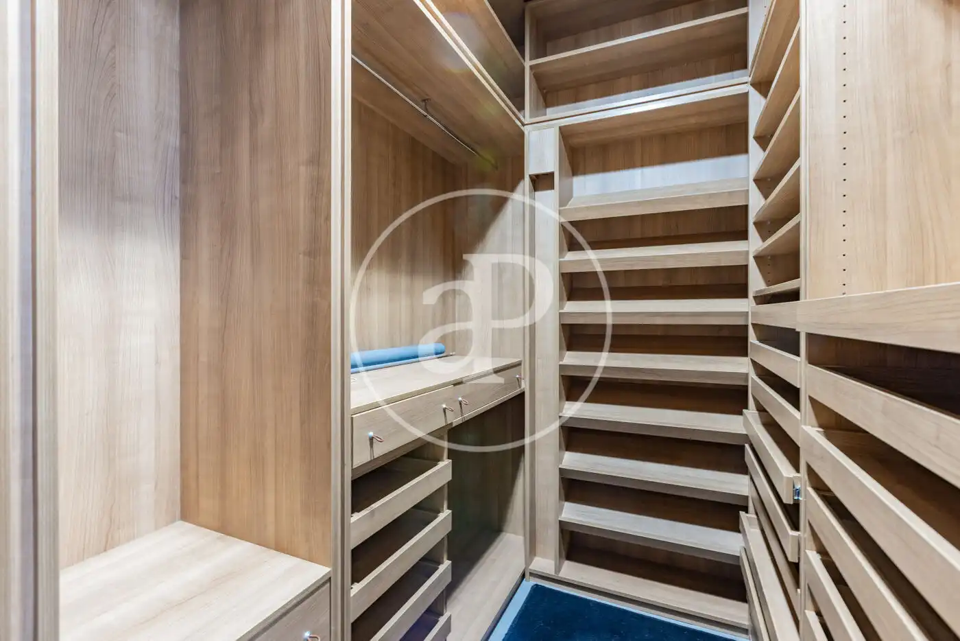 Habitación de Piso de alquiler en Madrid con Aire acondicionado, Calefacción y Balcón
