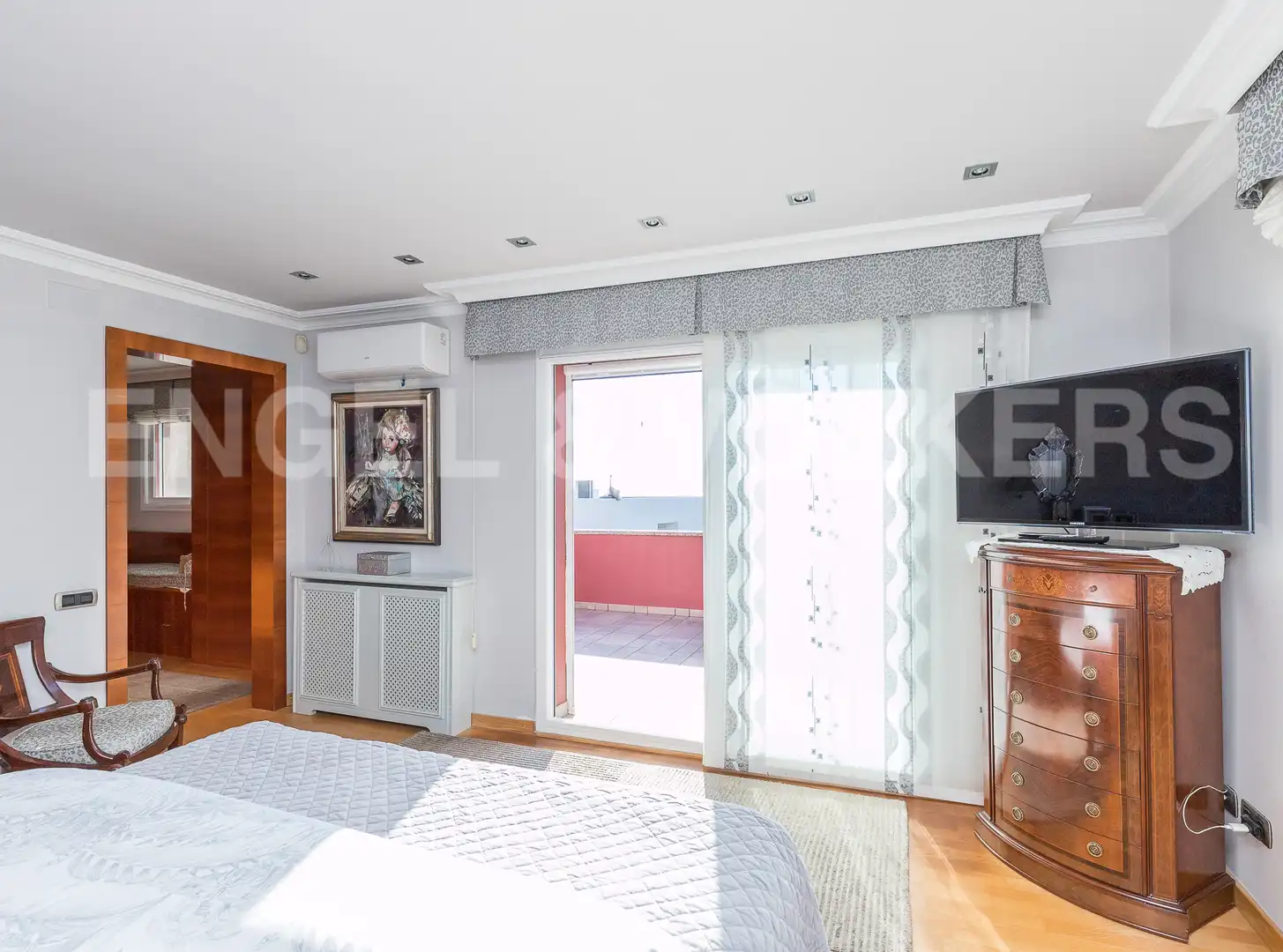 Habitación de Casa o chalet en venta en Alella con Aire acondicionado, Calefacción y Jardín privado