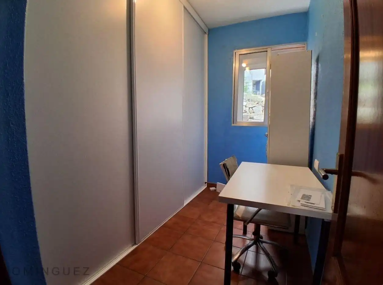 Flat for sale in Vigo   with Heating