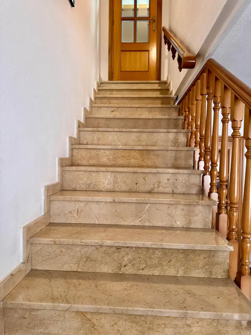 Houses for sale in Zarandona