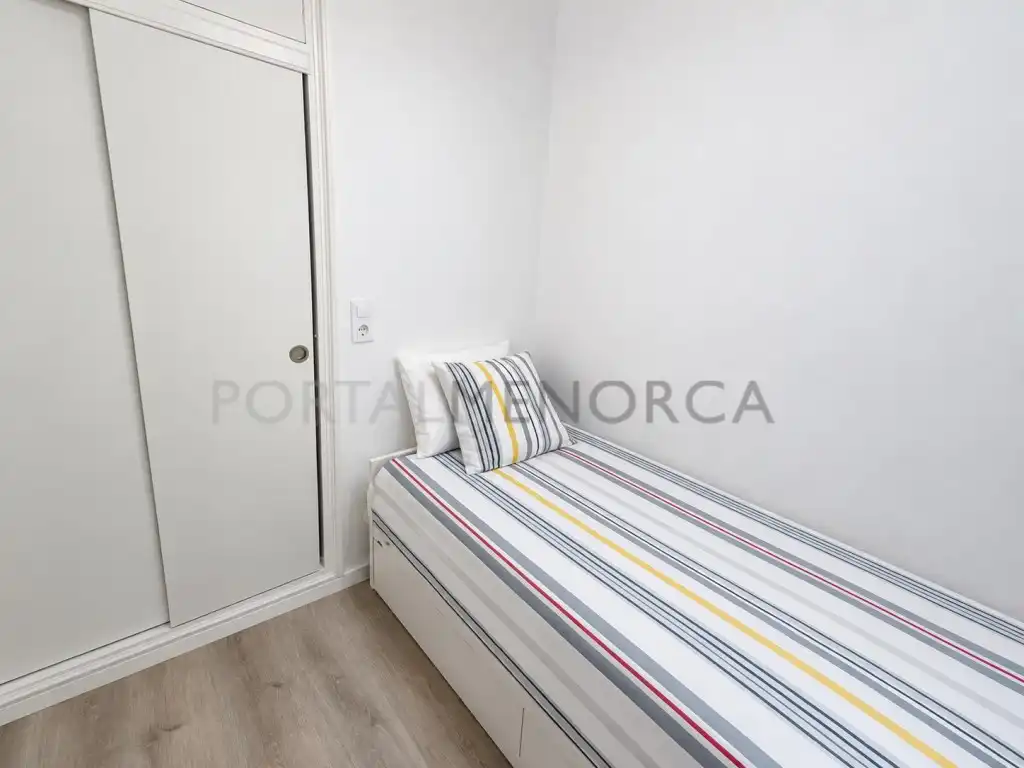 Dormitori de Apartament en venda en Cala Galdana