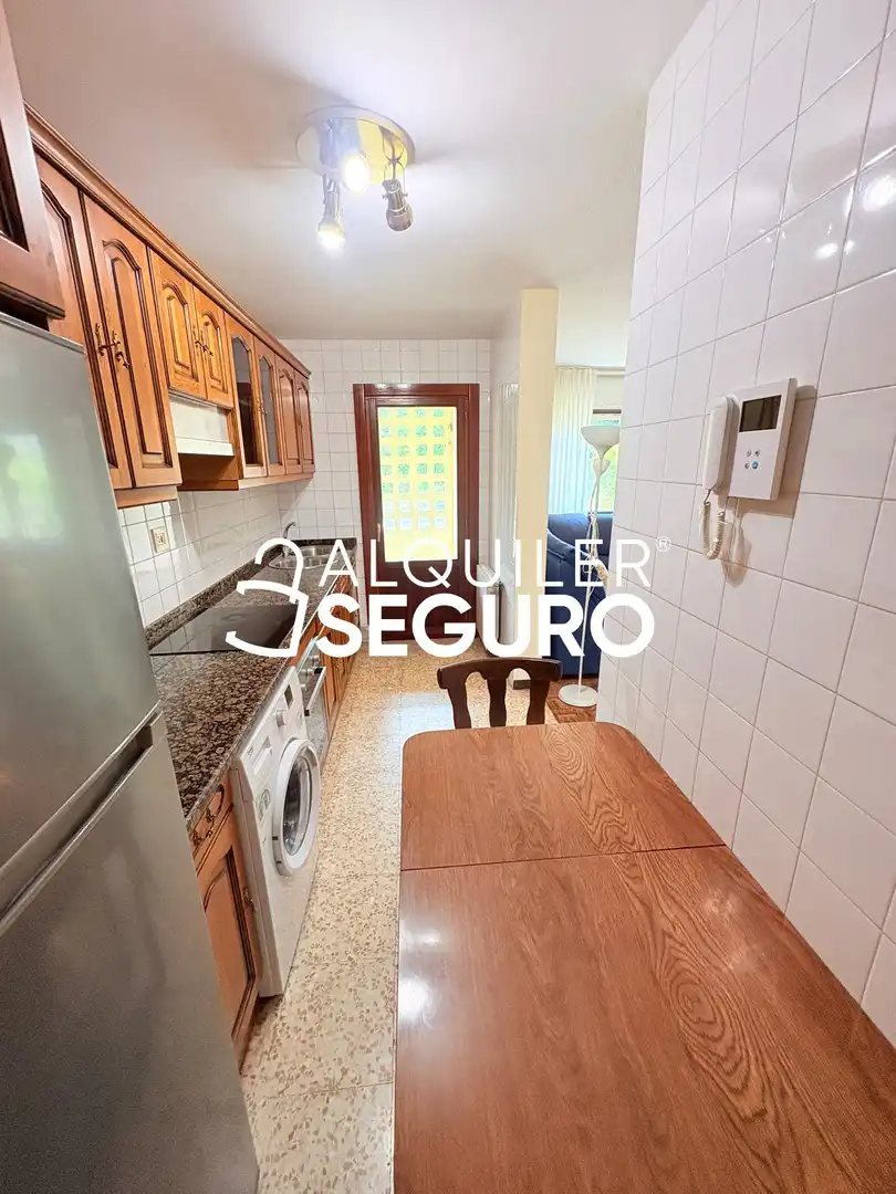 Wohnung zur Miete in Sopuerta, Bizkaia