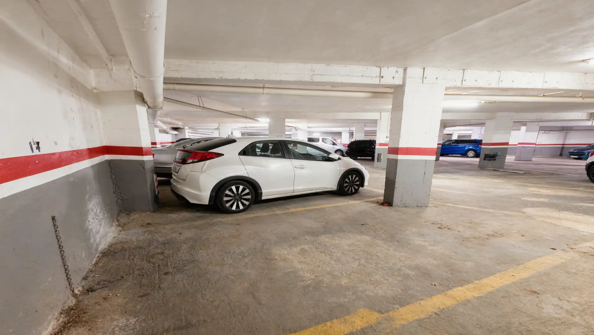 Parking de Piso en venta en Alicante / Alacant con Calefacción, Amueblado y Horno