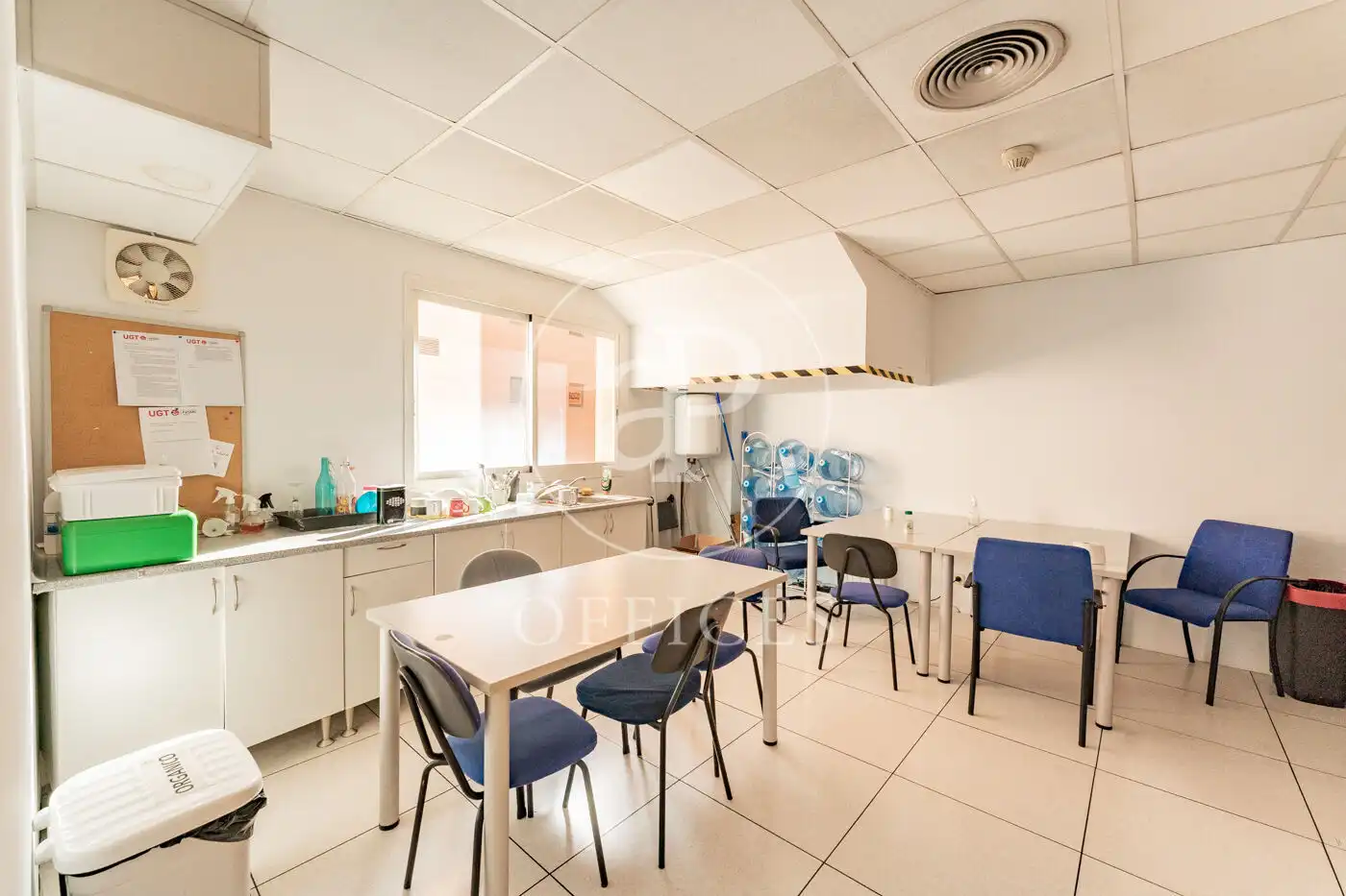 Office for rent in Madrid  with Air Conditioner and Heating