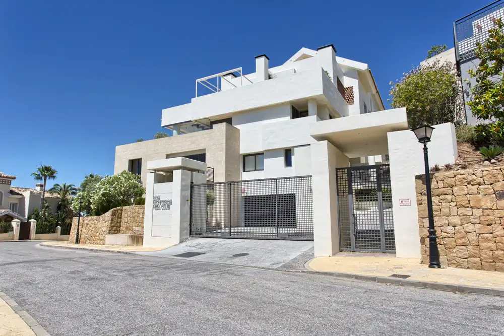 Flat with pool for sale in Urbanizacion los Altos de los Monteros, imagen 50