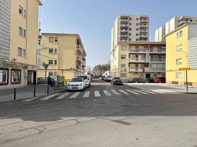 Garaje en Alquiler en Plan Sur - Amistad