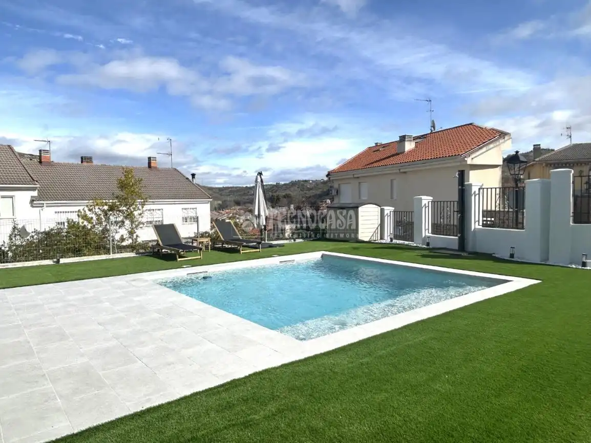 Piscina de Casa o chalet en venta en Villalbilla con Calefacción y Piscina