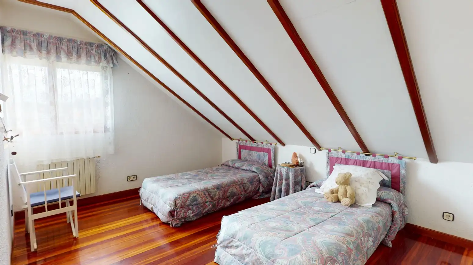 Habitación de Casa o chalet en venta en Santander con Calefacción, Jardín privado y Parquet