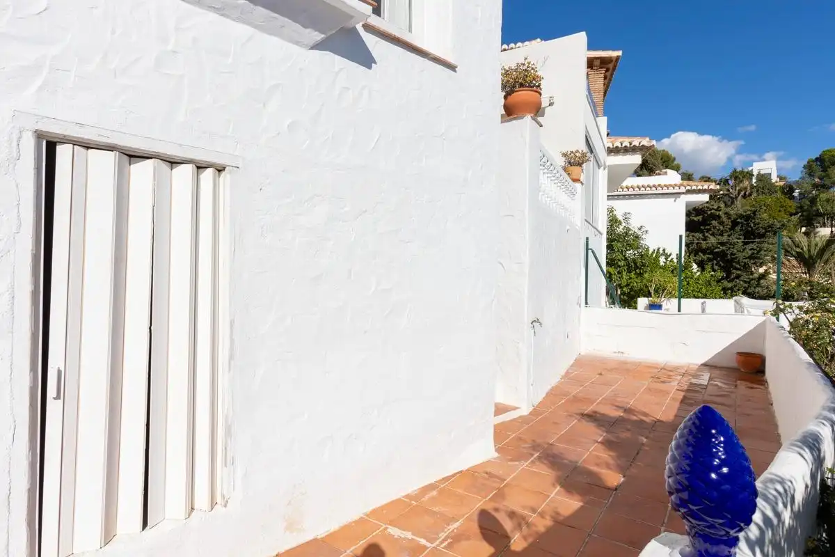 Vista exterior de Casa o chalet en venta en Almuñécar con Aire acondicionado, Jardín privado y Terraza