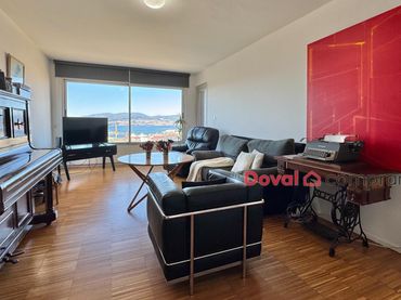 Piso con balcón en venta en Calle LALIN-COIA