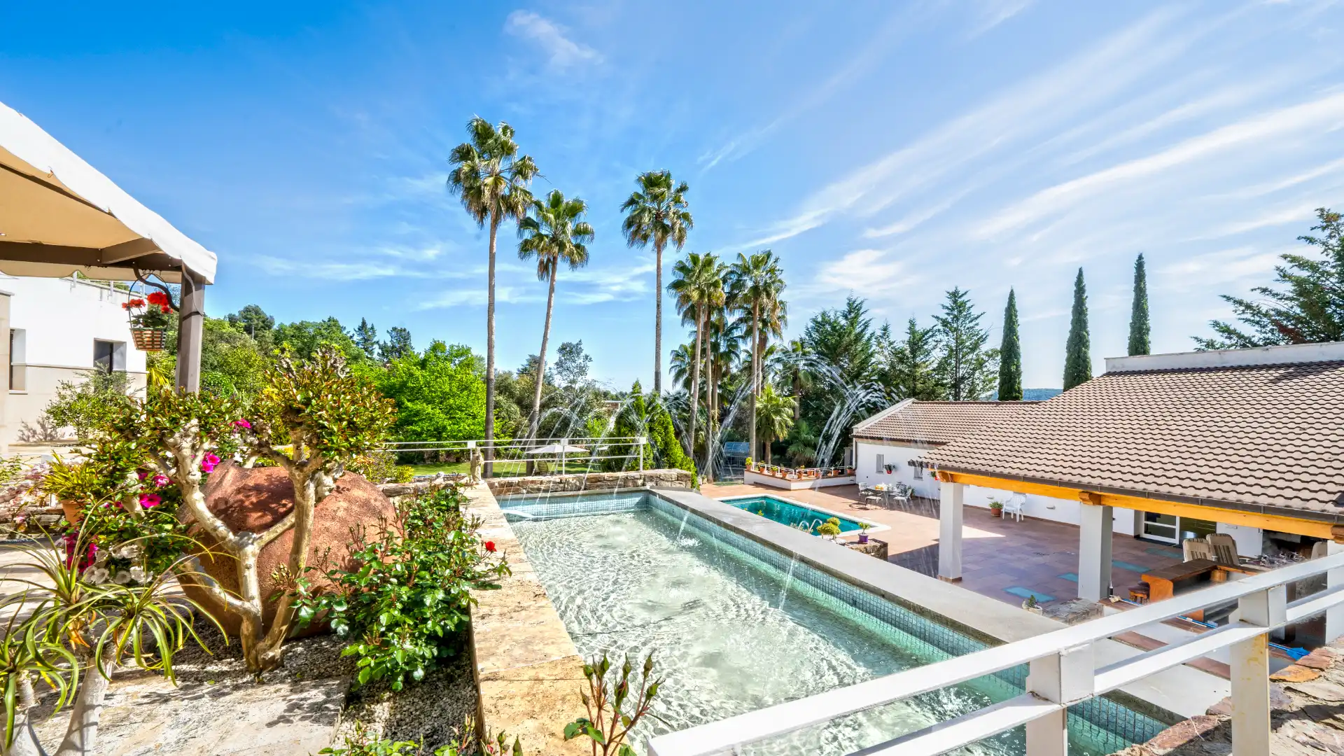 Piscina de Casa o chalet en venta en Matadepera con Aire acondicionado, Calefacción y Jardín privado